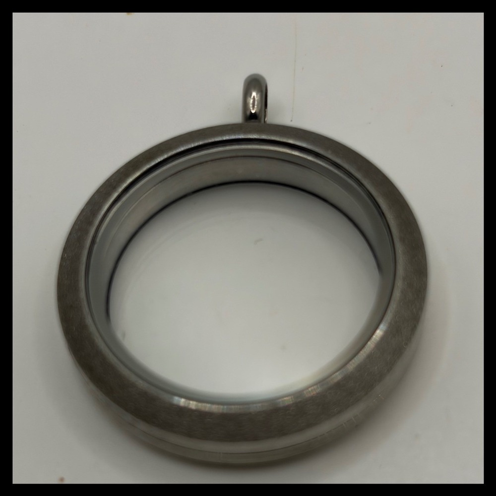 Origami Owl Floating Locket Pendant Womens Large Silver Stainless Steel Memory